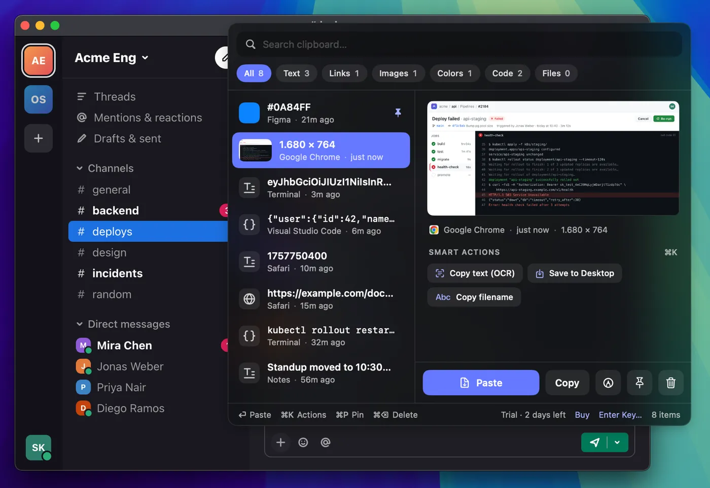 Copyrail's History panel open over the chat app, with the screenshot selected.